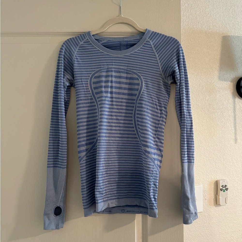 lulu lemon long sleeve top